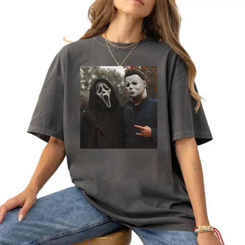 Retro Halloween Ghost Heart Hands, Funny Ghost Face T-shirt, Vintage 90s style top clothing, Unisex graphic Streetwear...