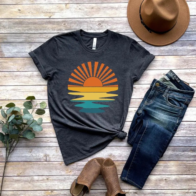 Retro Sunset Rays Wavy Shirt Sun Shirt Retro Sunshine Shirt Sun Rays Tee Beachy Vibes Tee Retro Summer Time Sunset Tshirt...