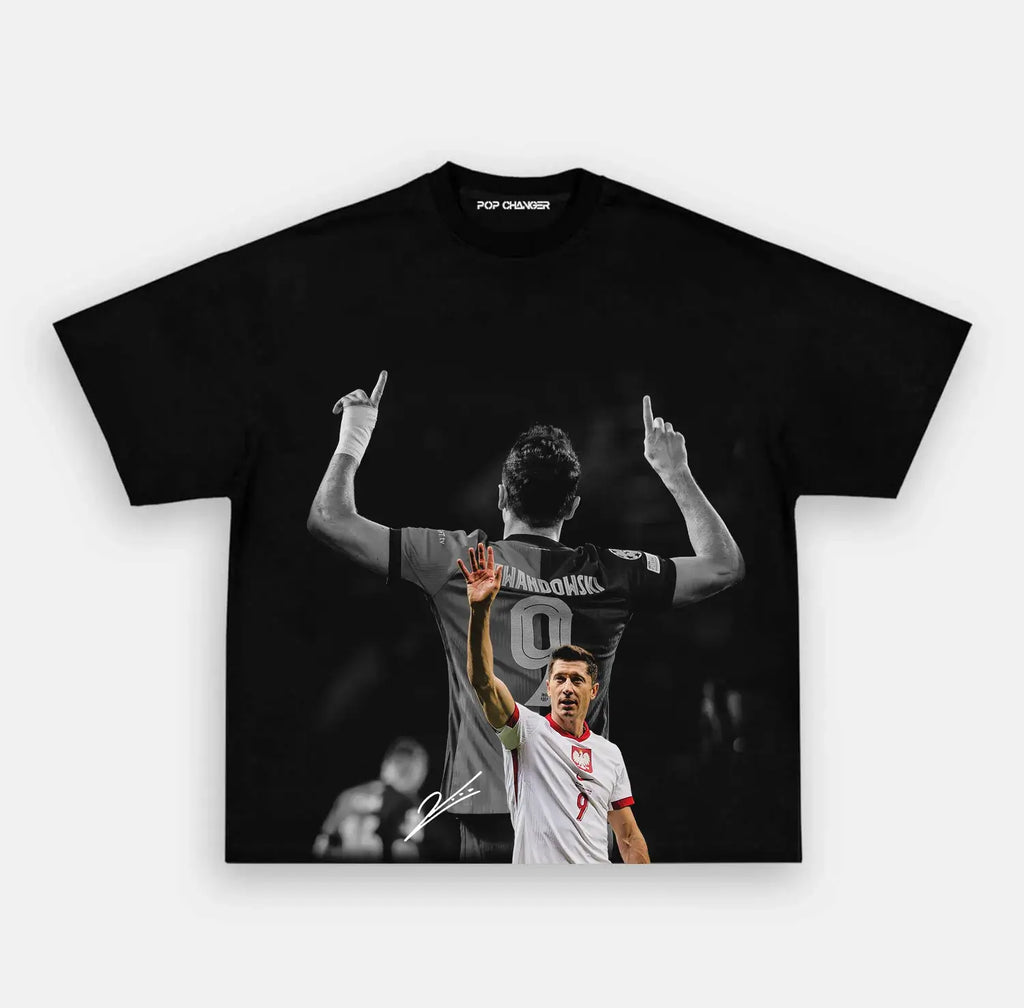 Robert Lewandowski V1 TEE Hoodie, Sweatshirt | CiraTrend.com (Image 1)
