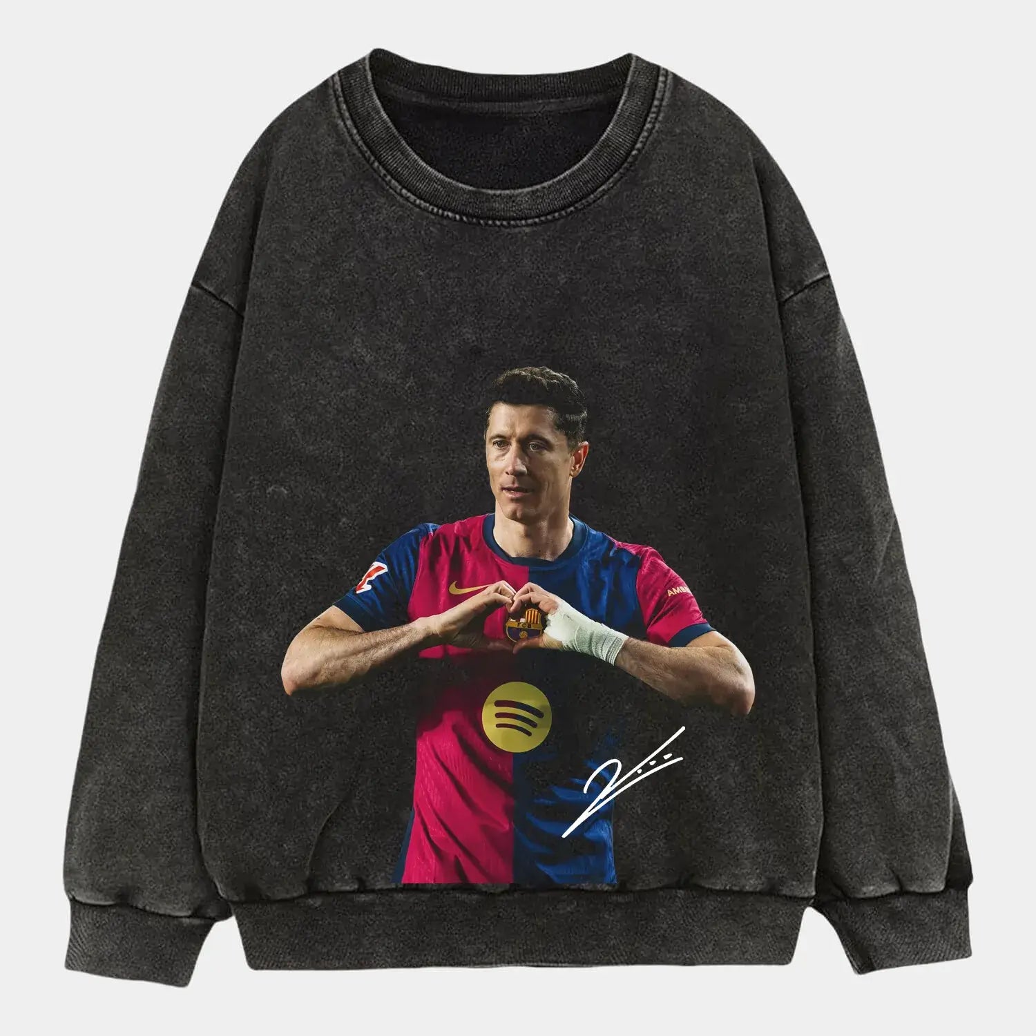 Robert Lewandowski V4 TEE Hoodie, Sweatshirt | CiraTrend.com (Image 4)