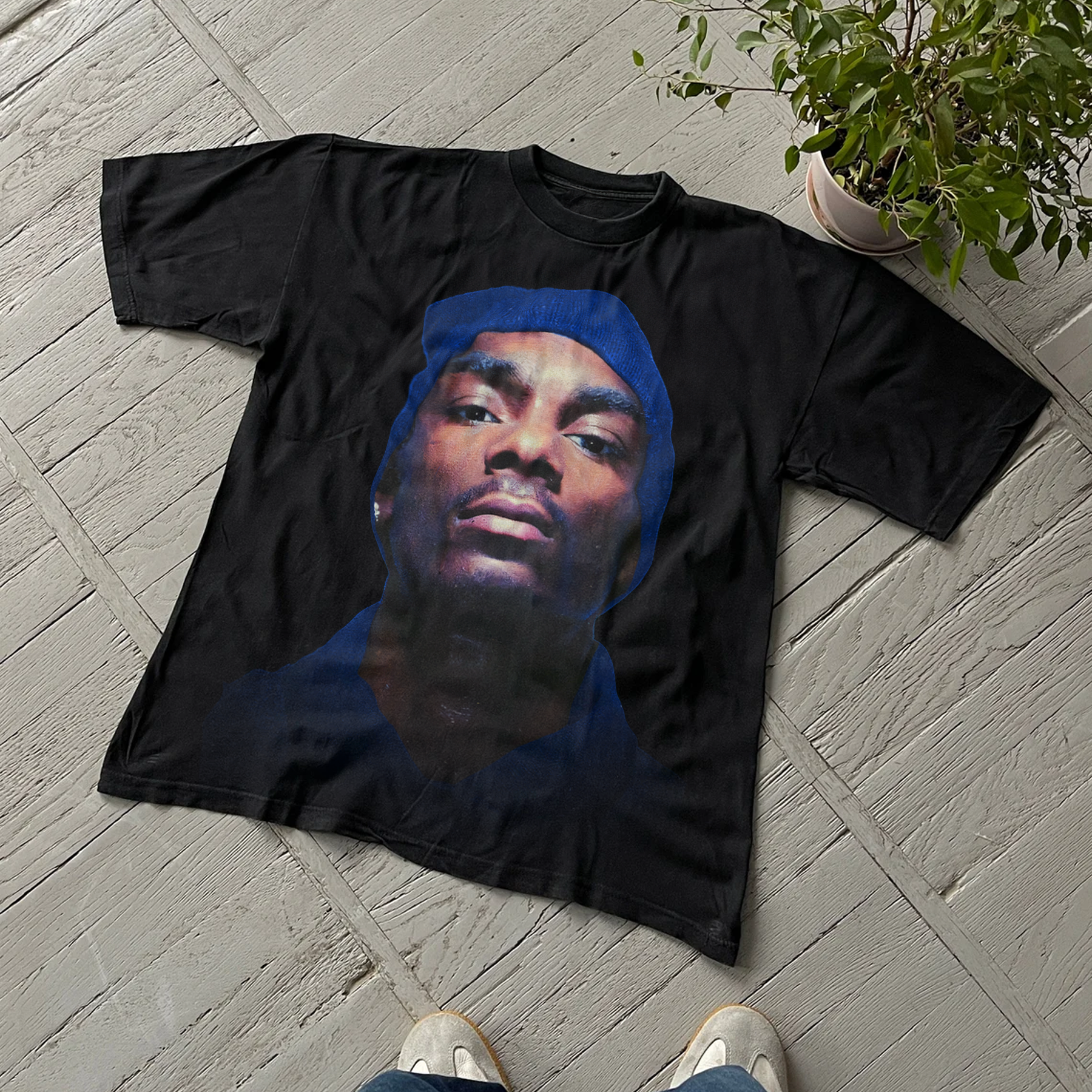VINTAGE SN00P 'BEWARE' 1993 HEAVYWEIGHT BLACK T-SHIRT Hoodie, Sweatshirt | CiraTrend.com (Image 1)
