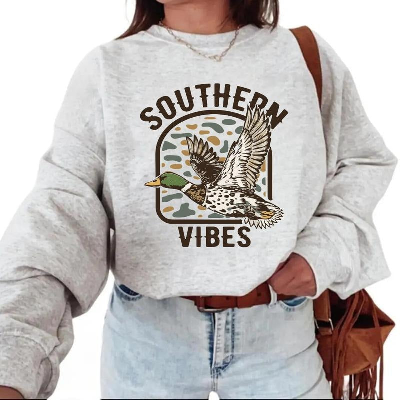 Southern Vibes Flying Mallard Ducks Sweatshirt Vintage Duck Hunting Camo Waterfowl Outdoor Wildlife for T-Shirts Unisex...