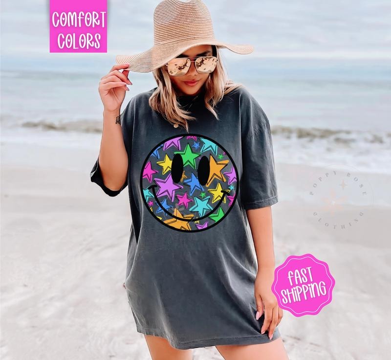 Star Happy Face Shirt Comfort Colors, Women's Graphic Tshirt Hoodie, Sweatshirt | CiraTrend.com