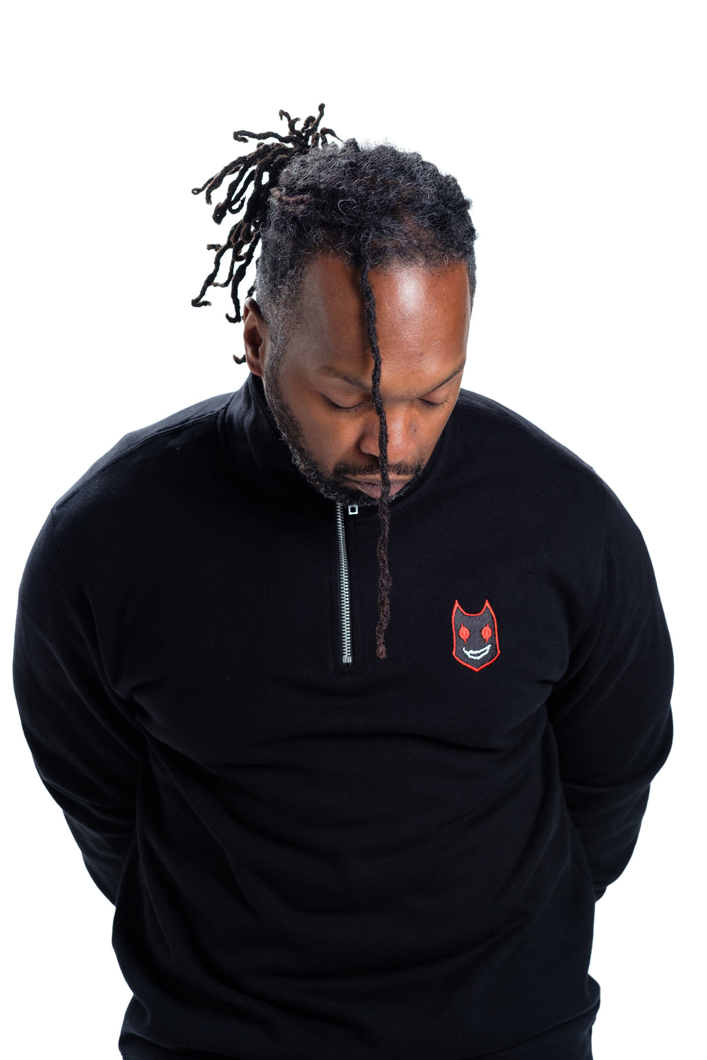 GUILTY GEAR - 'Zato-1 Pressure' Small Logo Embroidered Quarter-Zip Sweatshirt - Black T-Shirts, Hoodie (Image 4)