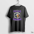 Top I Live In Texas And Win Lose Or Tie Im A Die Hard Minnesota T-Shirts, Hoodie, Sweatshirt | CiraTrend.com