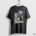 Top Thats What I Do I Climb Walls And I Know Things Rock T-Shirts, Hoodie, Sweatshirt | CiraTrend.com