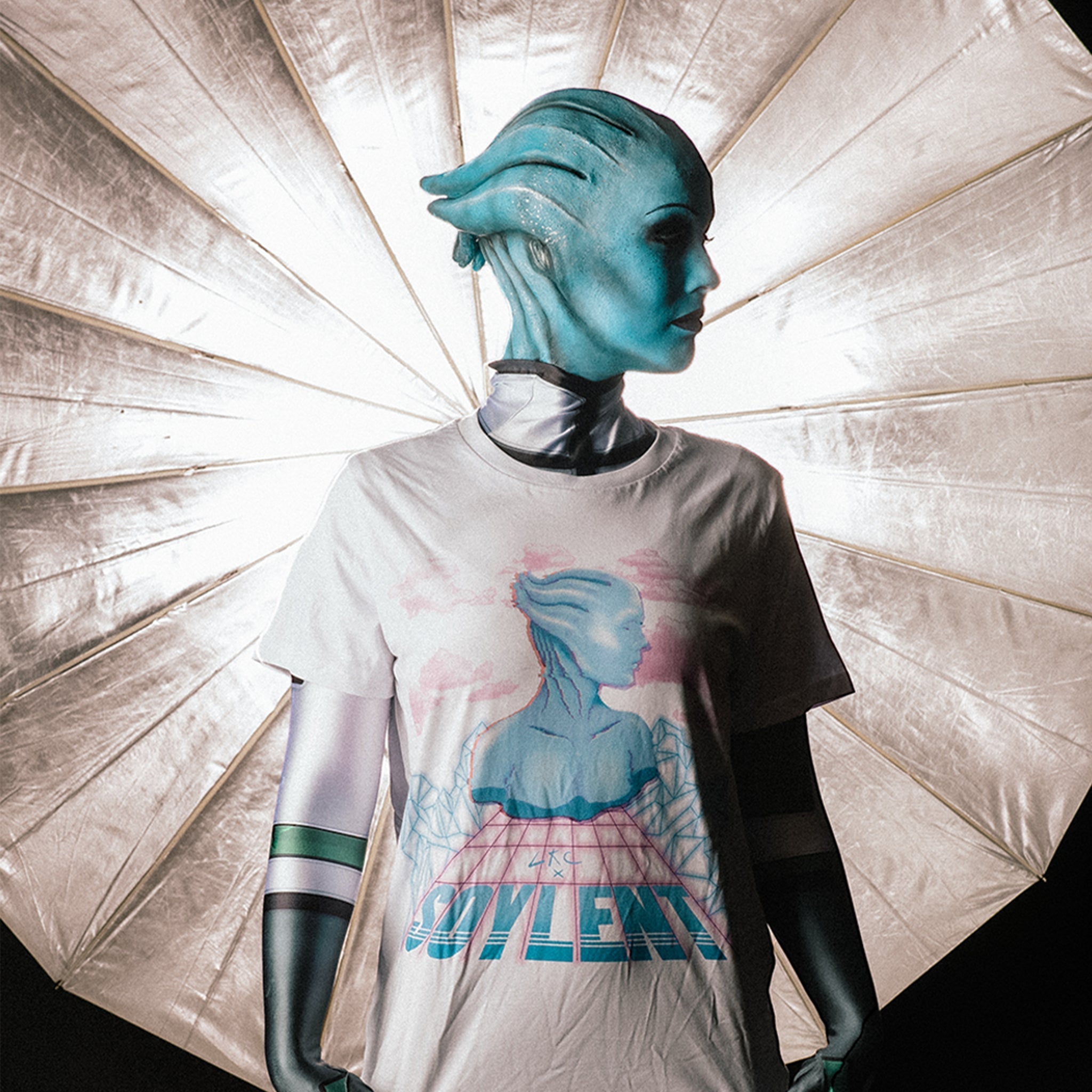 Vaporwave Liara Tee Hoodie, Sweatshirt | CiraTrend.com (Image 4)