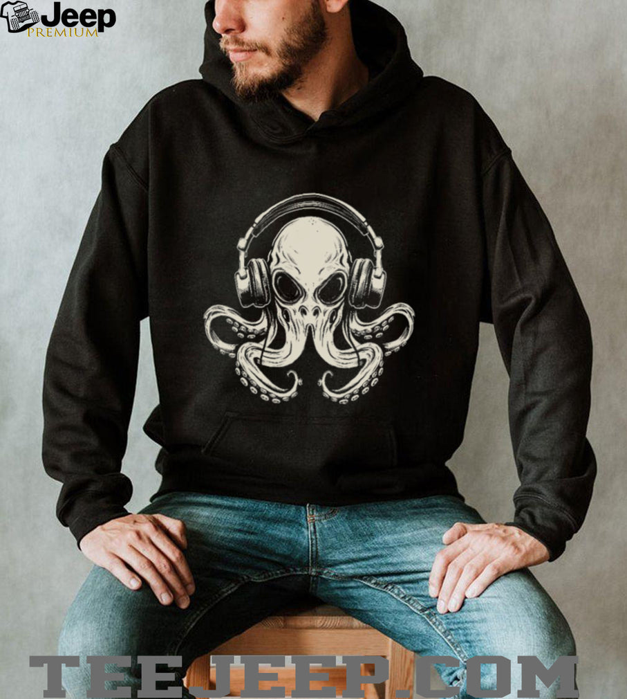 Vintage Octopus DJ Wearing Headphones Music T Shirt