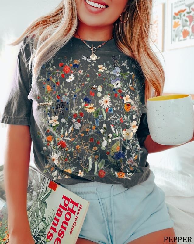 Vintage Pressed Flowers Shirt Comfort Colors Boho Cottagecore Tshirt Botanical Floral Tee Wildflowers Sweatshirt...