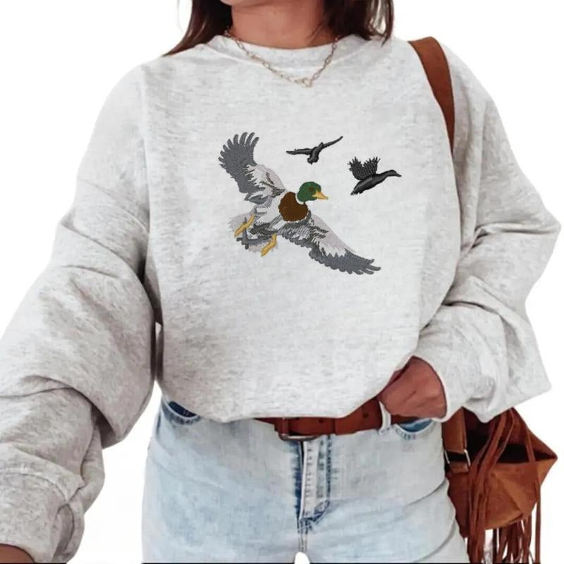 Vintage Small Mallards In Flight Print Graphic T-shirt Sweatshirt Hoodie Unisex | CiraTrend.com
