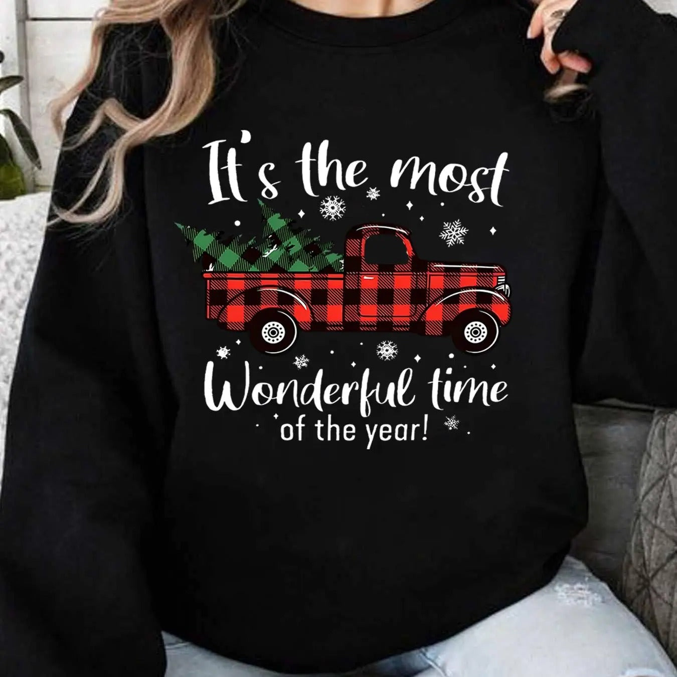 Women's Christmas Themed Letter Print Crew Neck Sweatshirt, Casual Soft Comfortable Long Sleeve Pullover for Daily Wear,...