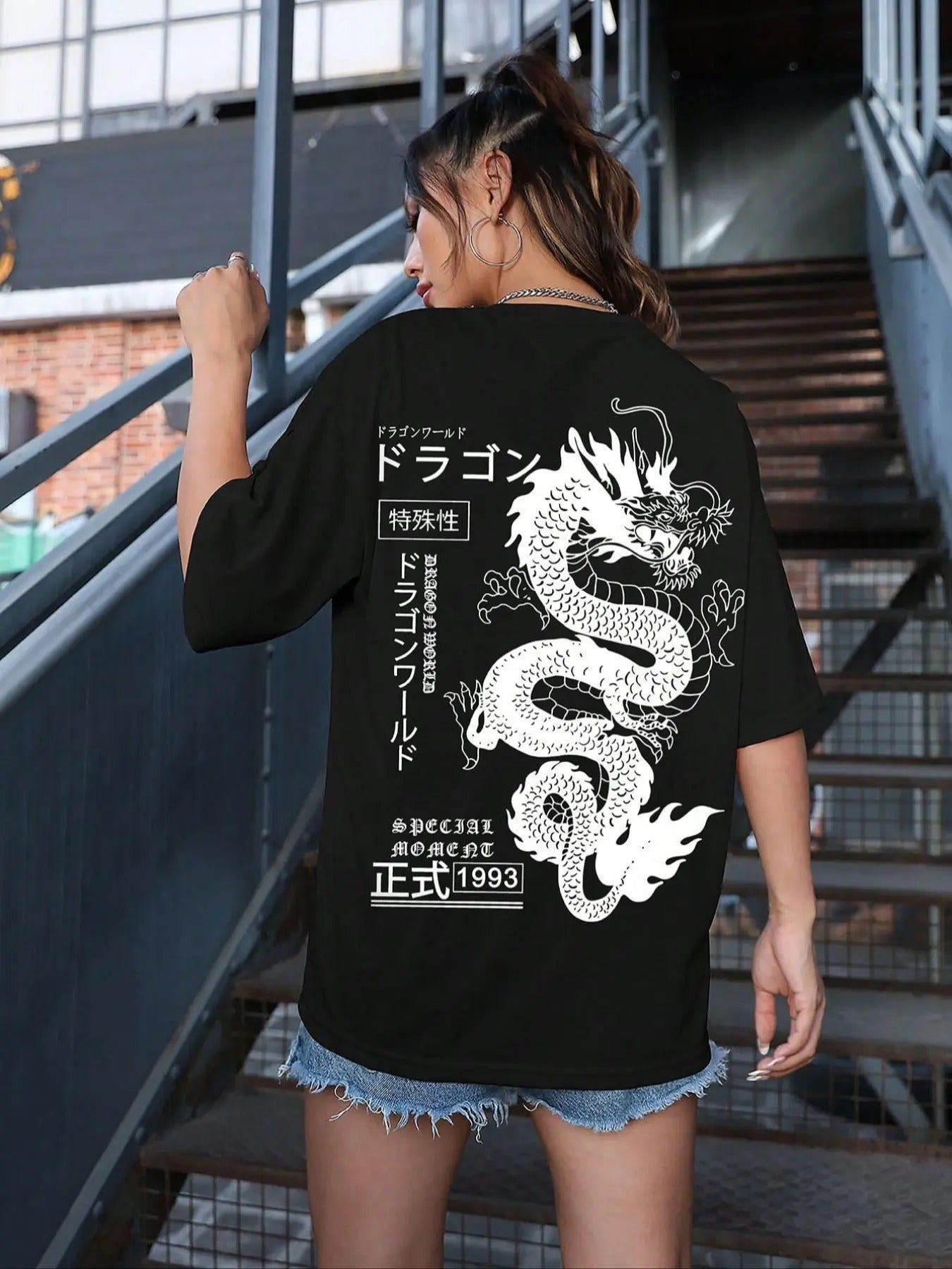 Women's Dragon Graphic Round Neck Tee, Casual Letter Print Half Sleeve T-Shirt for Summer, Fashion Women's Top for Daily...