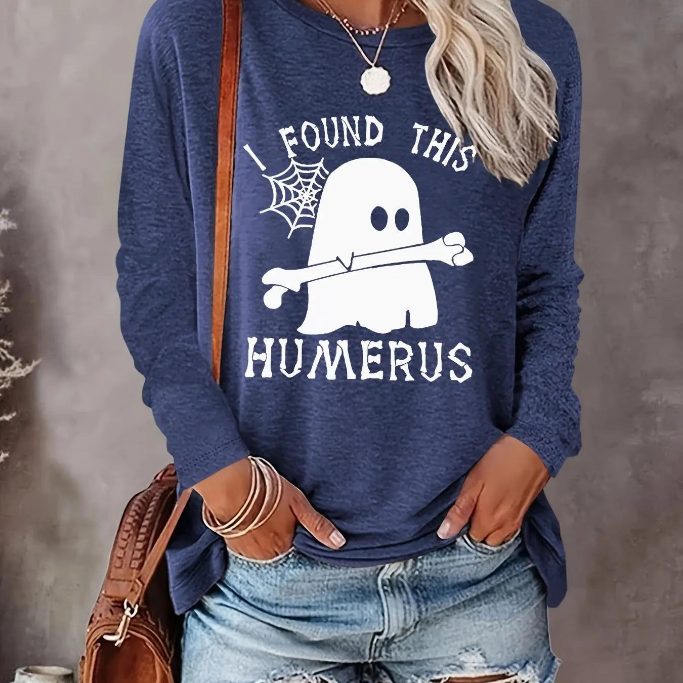 Women's Ghost & Letter Print Round Neck Tee, Casual Long Sleeve Crew Neck T-shirt for Fall & Winter, Women's Top for...