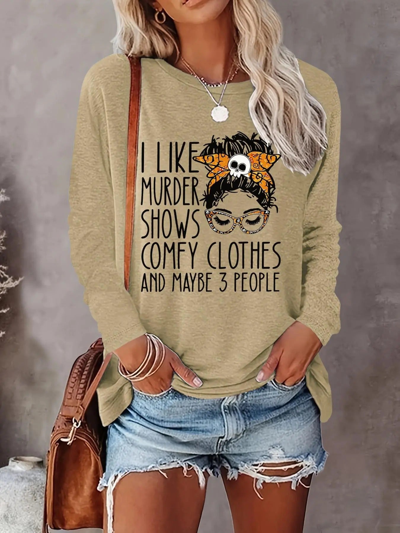 Women's Letter & Skull Print Round Neck Tee, Casual Long Sleeve Crew Neck Pullover for Fall & Winter, Women's Clothes for Daily Wear
