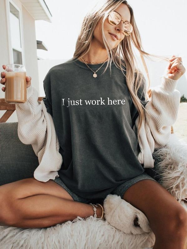 Women's Letter Print Round Neck Tee, Casual Short Sleeve Crew Neck T-shirt for Summer, Fashion Women's Top for Daily...