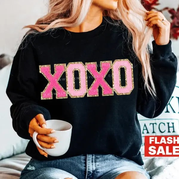 XO XO Valentines Day Sweatshirt, Valentine Shirt, Valentines Crewneck Hoodie | CiraTrend.com