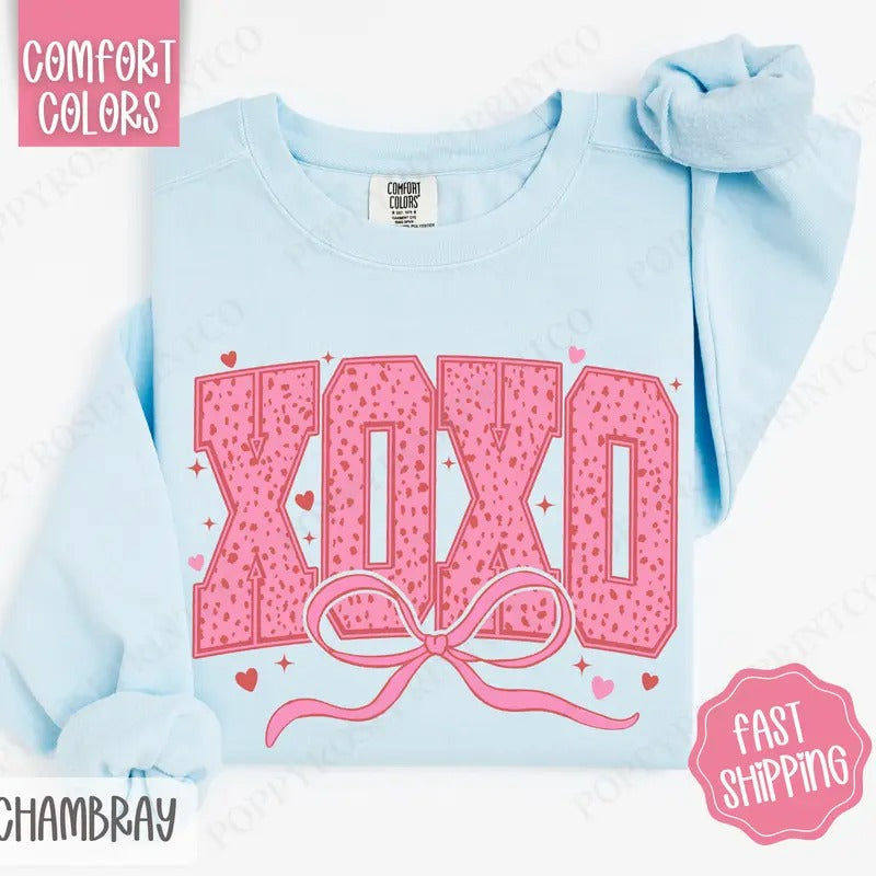 XOXO Comfort Colors Sweatshirt, Valentine's Day Women's Crewneck, Valentine Women's Sweater T-Shirts, Hoodie | CiraTrend.com