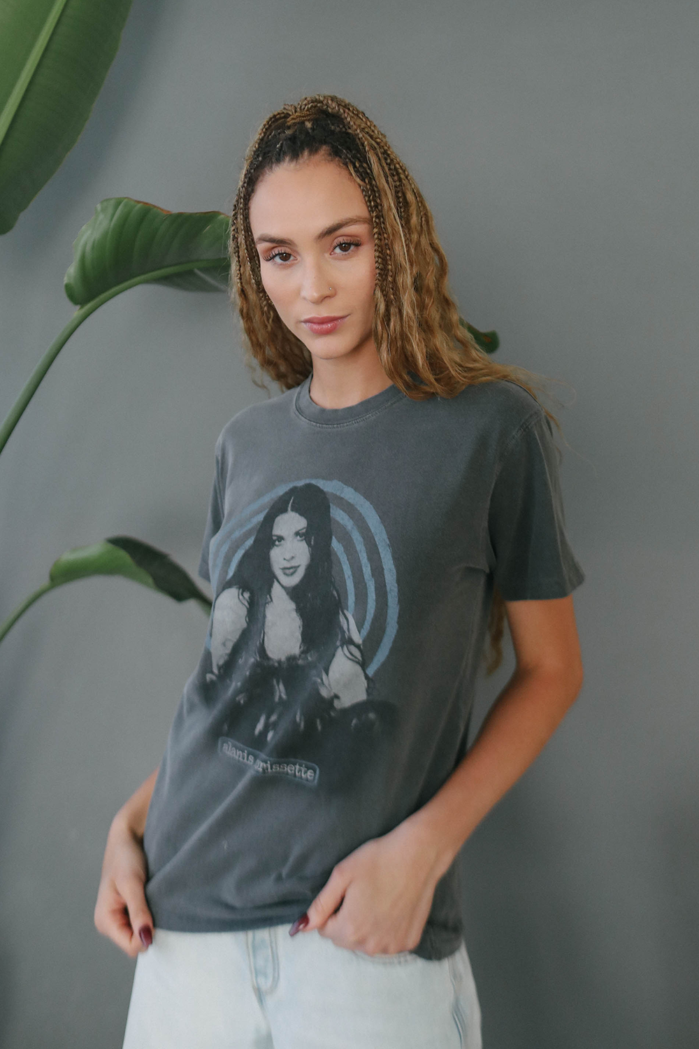 Alanis Morissette Spiral Tee Shirt Vintage Black Hoodie, Sweatshirt | CiraTrend.com (Image 2)