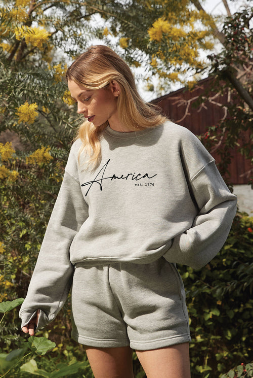 America Est.1776 Mid Graphic Sweatshirt
