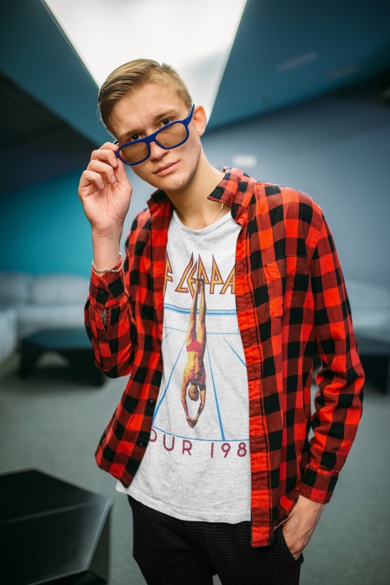 Def Leppard He's Swimming T-Shirt Hoodie, Sweatshirt | CiraTrend.com (Image 1)