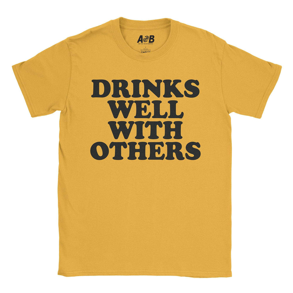 Drinks Well T-Shirt Hoodie, Sweatshirt | CiraTrend.com (Image 4)