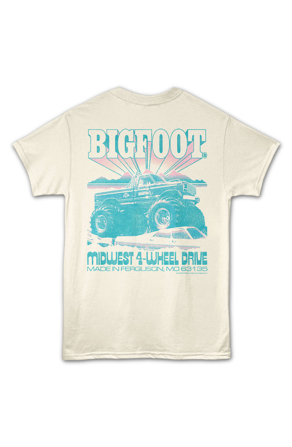 Front & Back Midwest 4-Wheel Drive Bigfoot T-Shirt Hoodie, Sweatshirt | CiraTrend.com (Image 2)