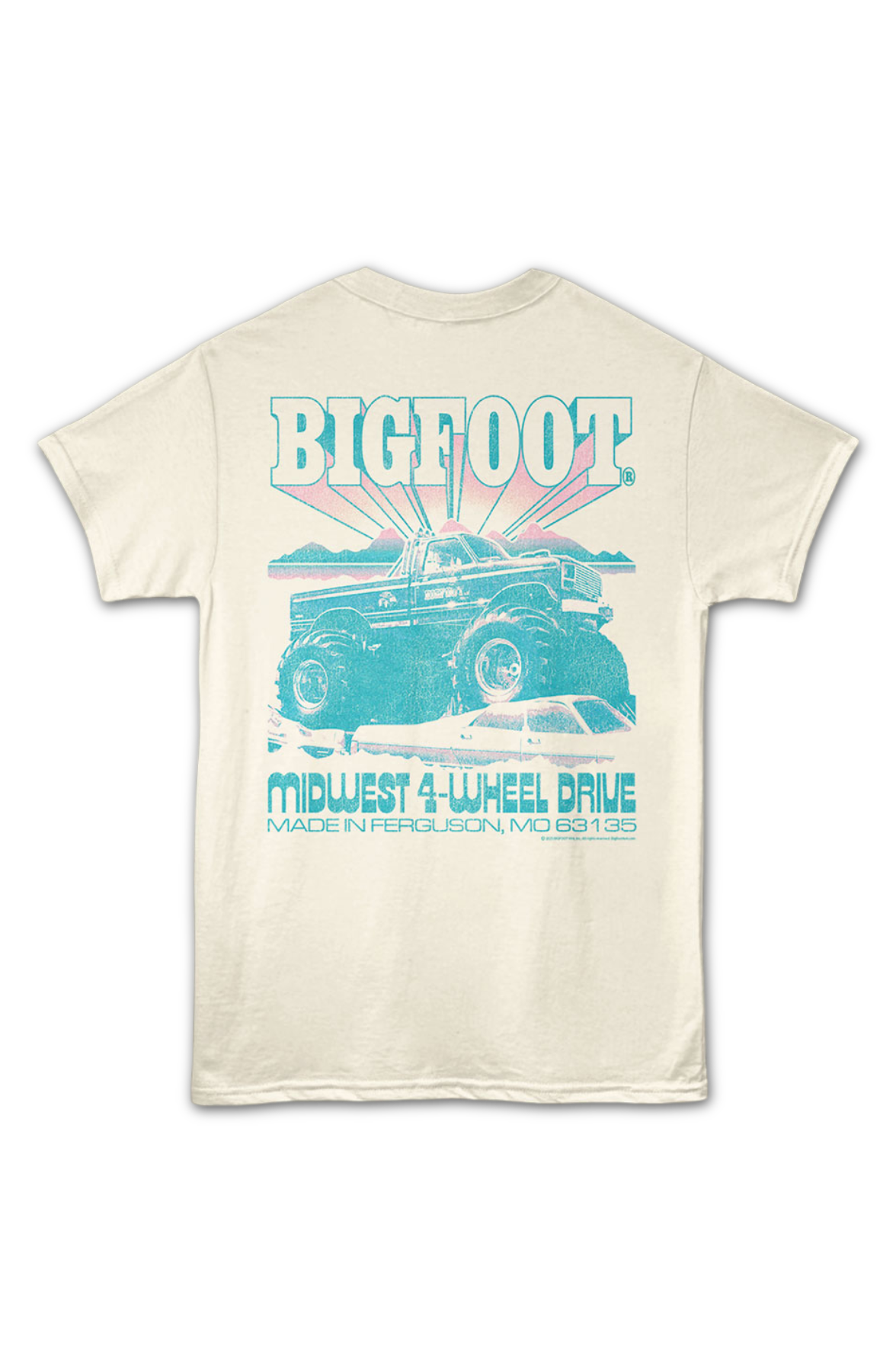 Front & Back Midwest 4-Wheel Drive Bigfoot T-Shirt Hoodie, Sweatshirt | CiraTrend.com (Image 2)