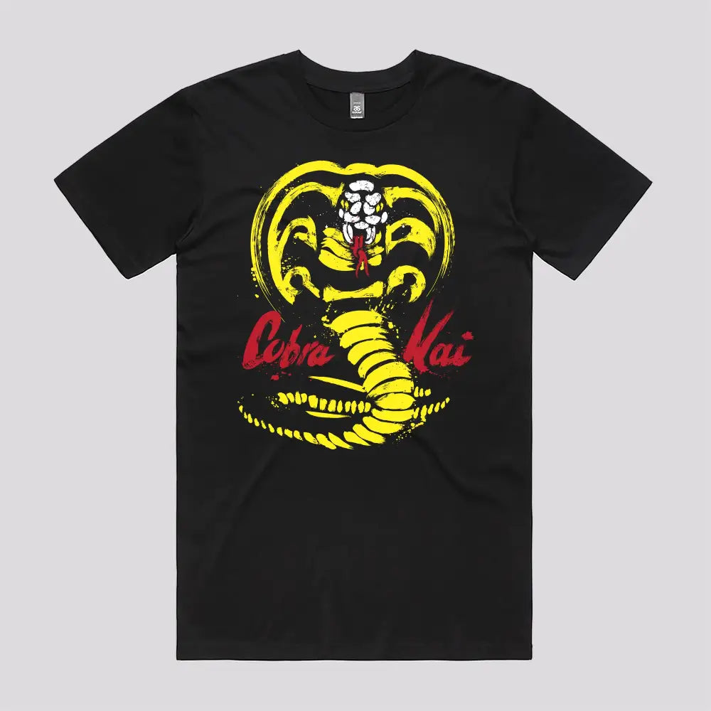 I am a Cobra Kai T-Shirt Hoodie, Sweatshirt | CiraTrend.com (Image 2)