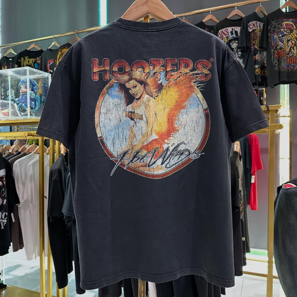 90s HOOTERS 'HOTWINGS' RARE WASHED BLACK T-SHIRT
