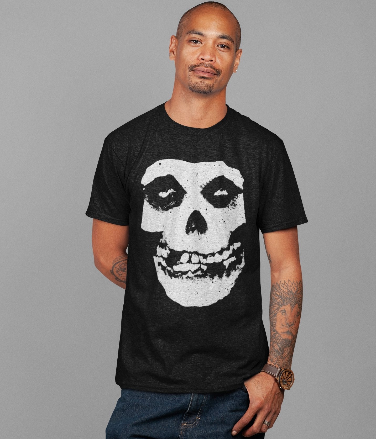 Misfits Vintage 2001 Crimson Ghost Jumbo Print T-shirt Hoodie, Sweatshirt | CiraTrend.com (Image 2)