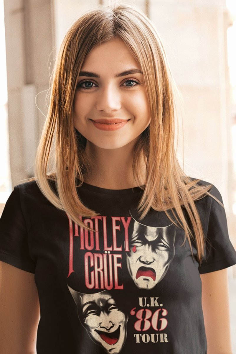 Motley Crue UK Tour Boyfriend Tee Hoodie, Sweatshirt | CiraTrend.com (Image 3)