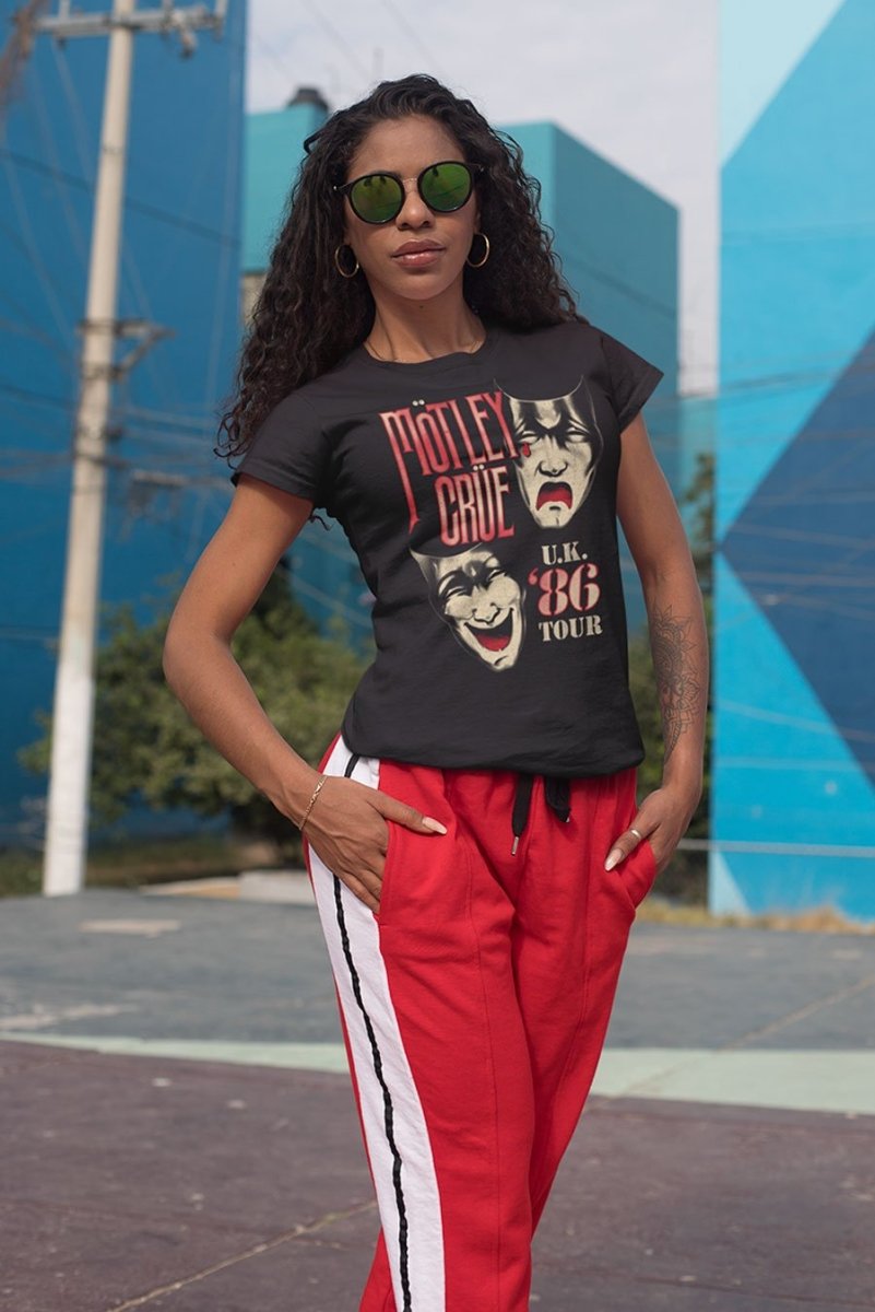 Motley Crue UK Tour Boyfriend Tee Hoodie, Sweatshirt | CiraTrend.com (Image 1)