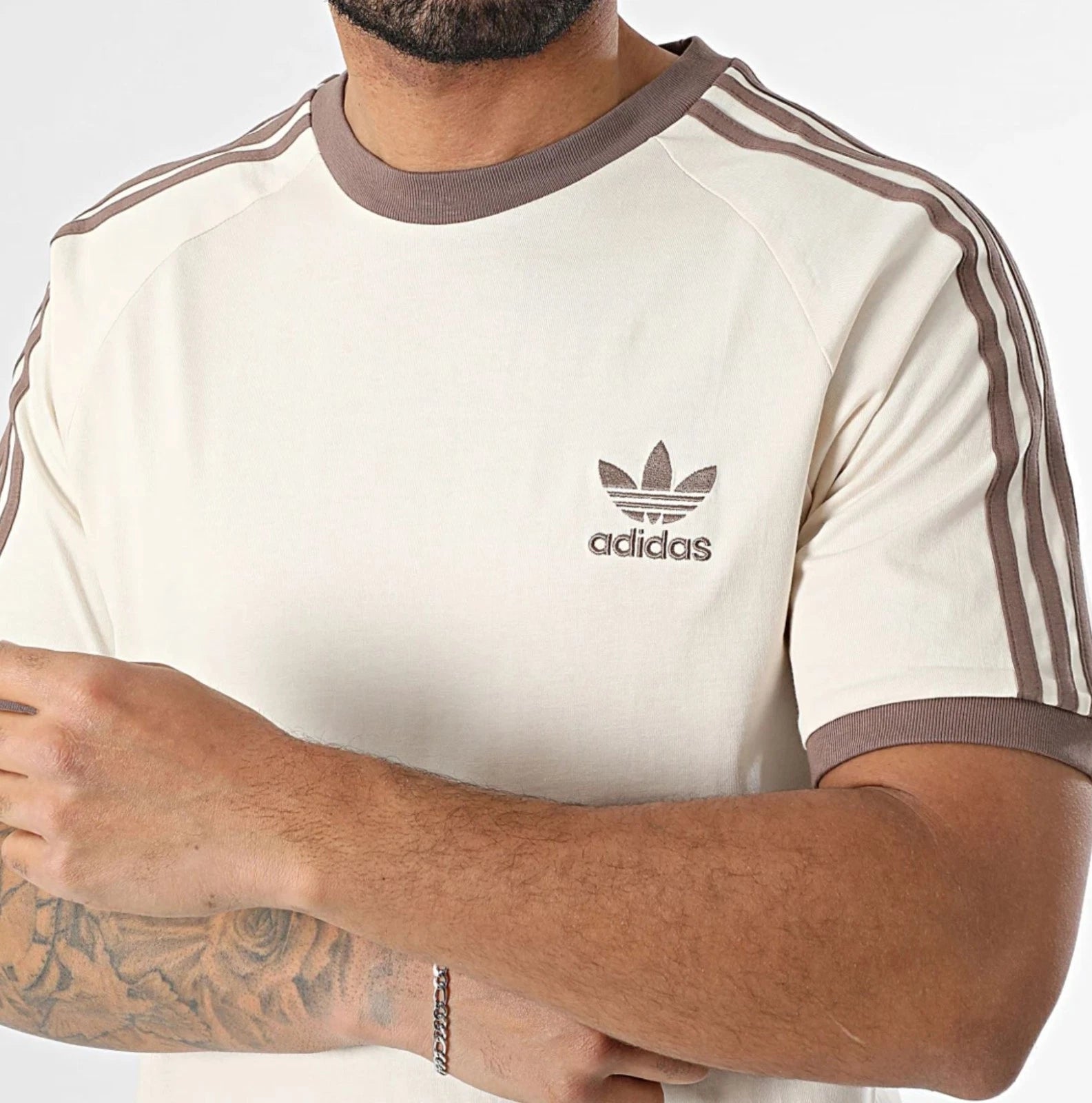 NEW MEN'S ADIDAS ORIGINALS 3-STRIPES CALIFORNIA TEE SHIRT ~SIZE LARGE #JN702