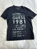Guess 1981 graphic V-neck shirt