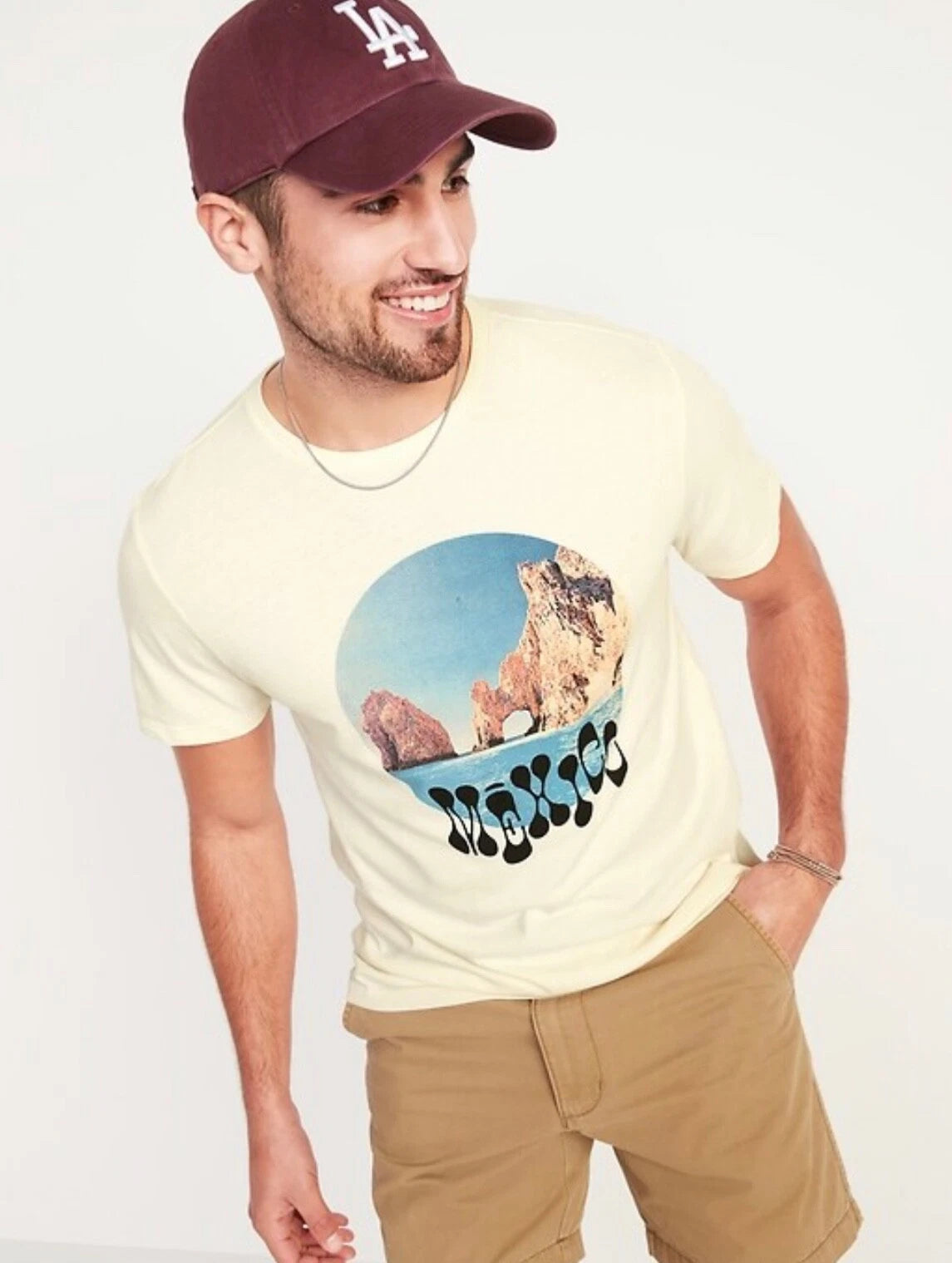 Old Navy Men’s Size Medium ~ Mexico ~ Cream Soft Wash Graphic T-Shirt Tee .. $12