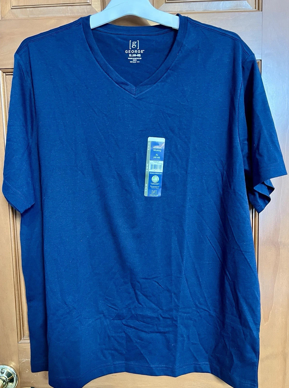 George Mens V- Neck T Shirt, XL, NWT