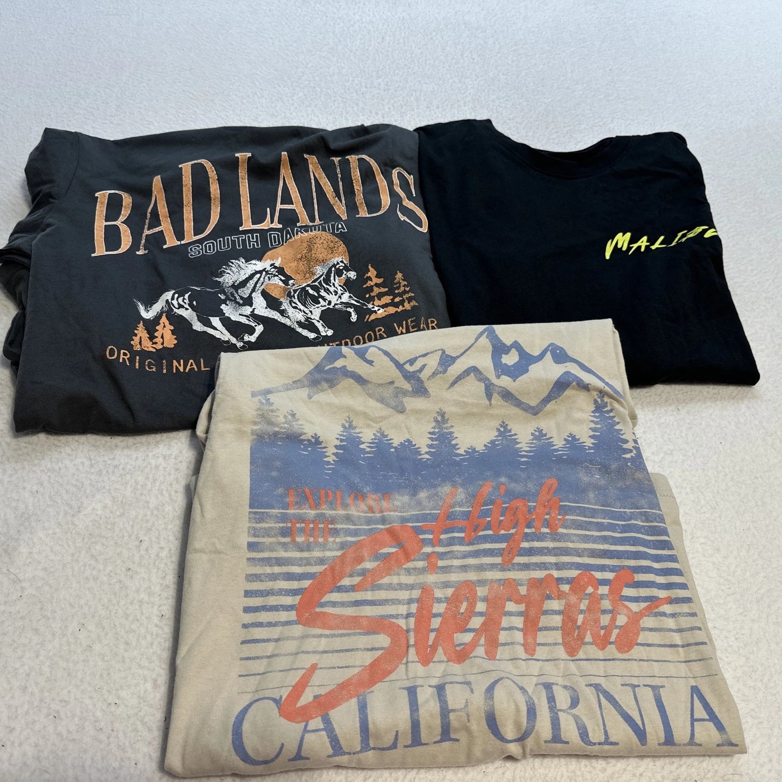 Set Of 3 Long Sleeve Tshirt Size Medium Badlands SD, High Sierras, Malibu NEW