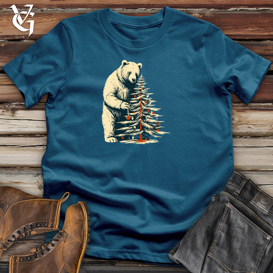 Retro Tree Trimming Bear Cotton Tee Style001