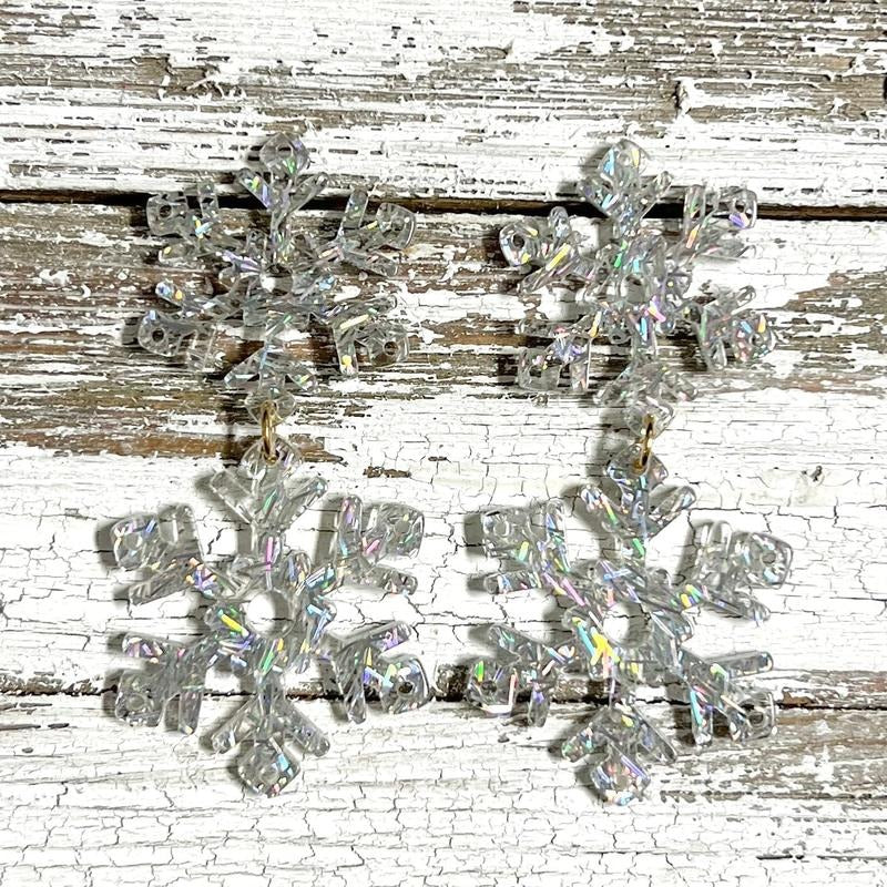 zDouble Snowflake Shimmer Earrings T-Shirts, Hoodie, Sweatshirt | CiraTrend.com