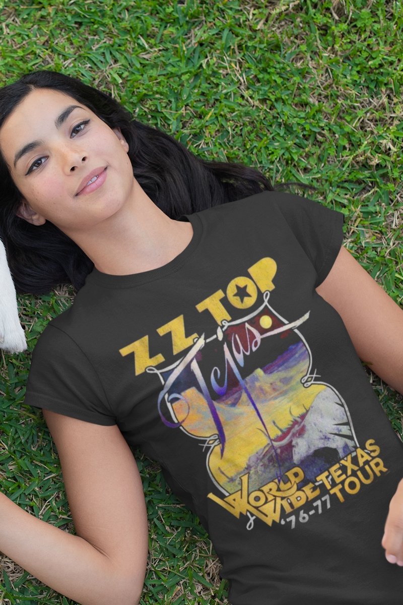 ZZ Top Tejas Tour Boyfriend Tee Hoodie, Sweatshirt | CiraTrend.com (Image 1)